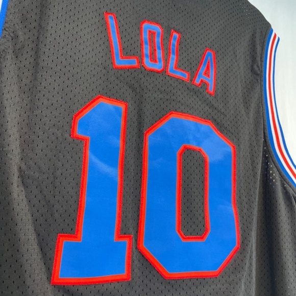 Looney Tunes Basketball Jersey Tunes Squad Lola 10 Black Size Extra Large - Picture 8 of 10